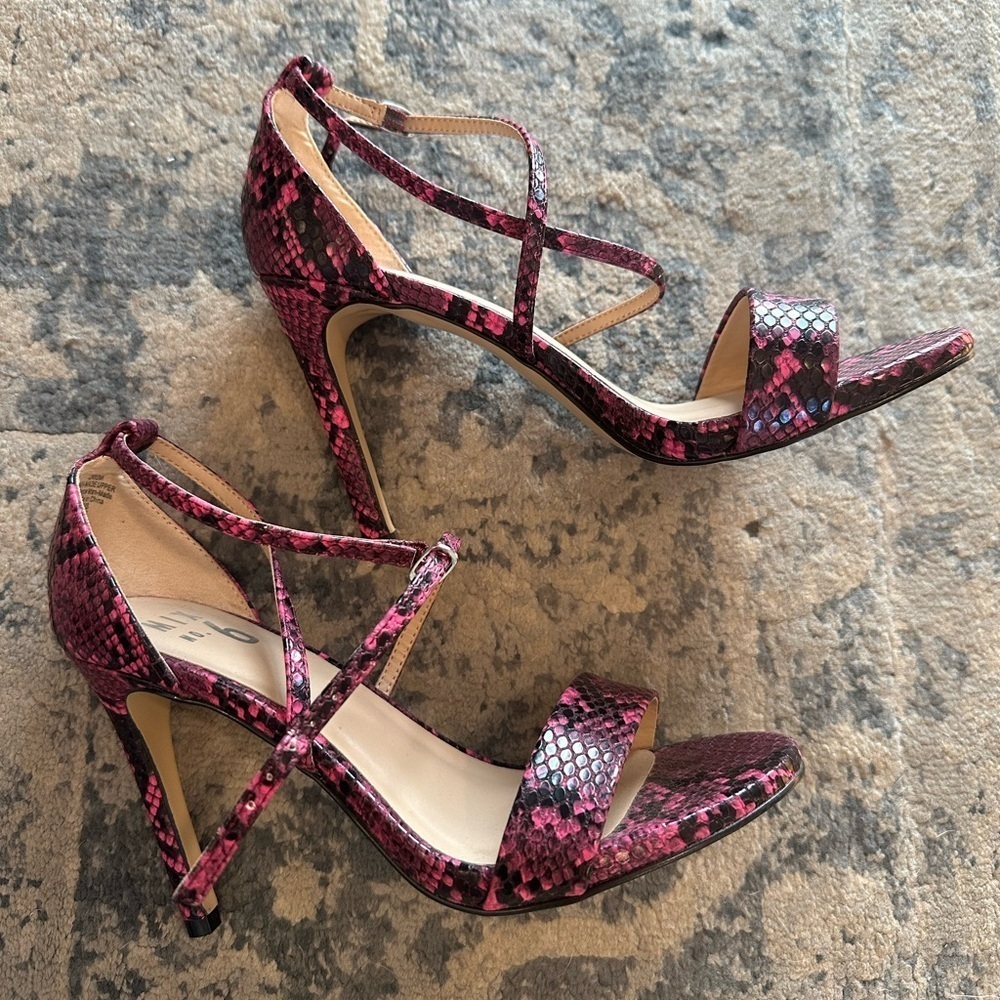 Mix No. 6 Pink Snakeskin Strappy Open Toe Zaydia Heels Sandals